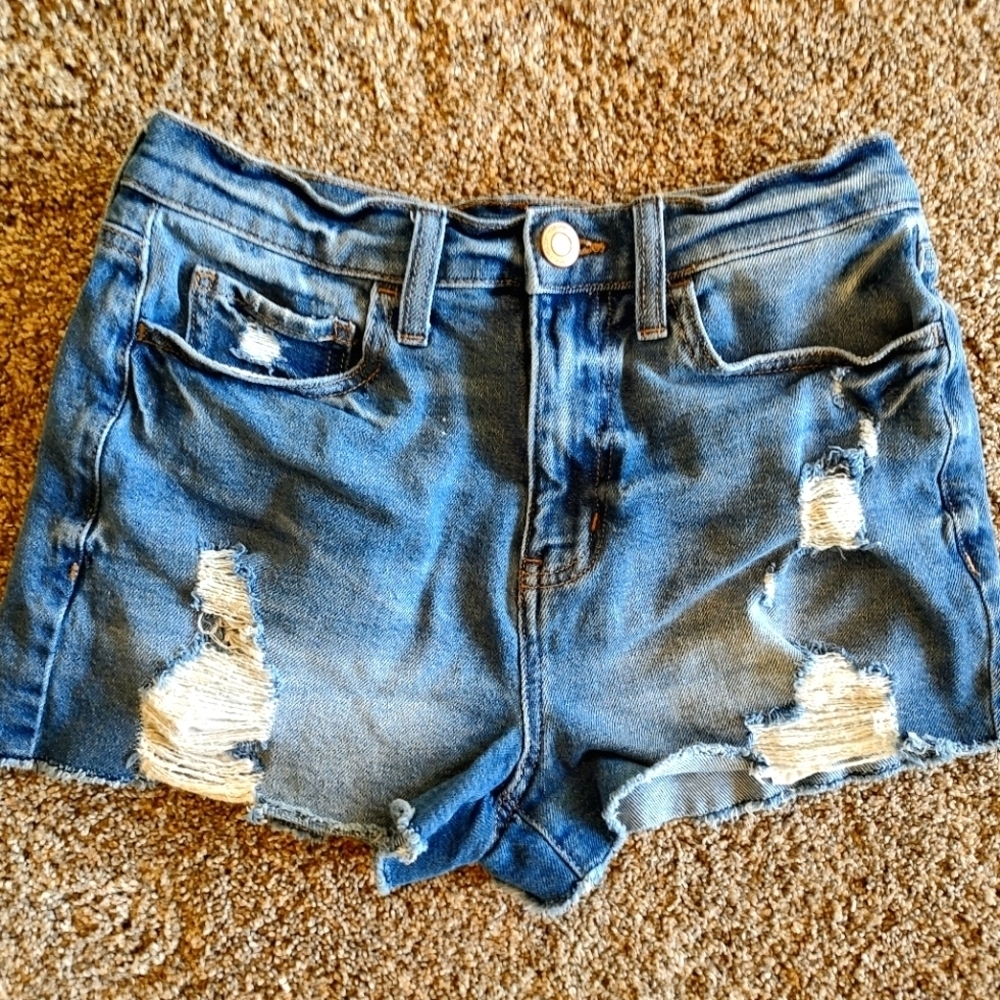 SO High Rise Mom Shorts 7/28W Shorts!